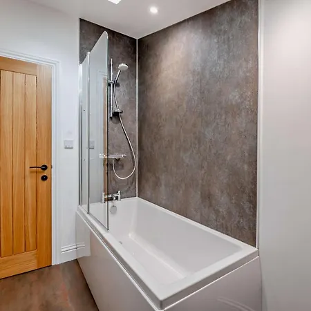 Semesterbostad 3 Bed In 93897 *