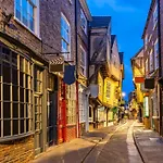 3 Bed In York Oc-93897 Ferienhaus Tollerton (Yorkshire)