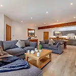 3 Bed In York Oc-93897